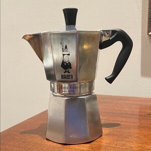 Bialetti ® Moka Aluminum 6-Cup Espresso Maker NWOT